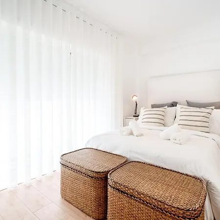 Charming Apartment-1 Minute To The Appartamento Nazaré