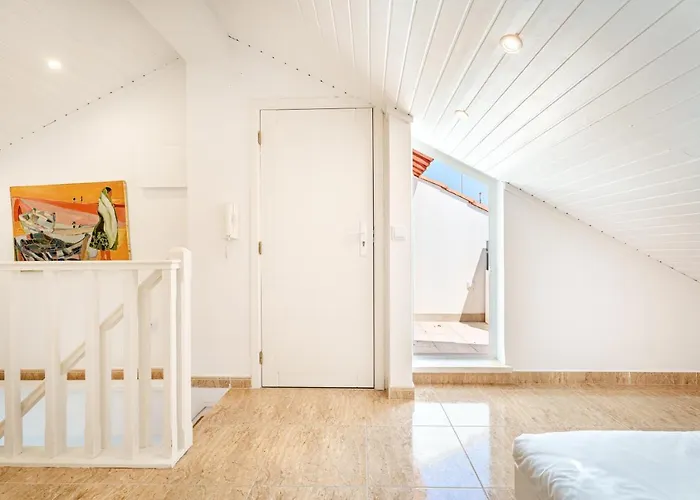 Appartement Charming Apartment-1 Minute To The